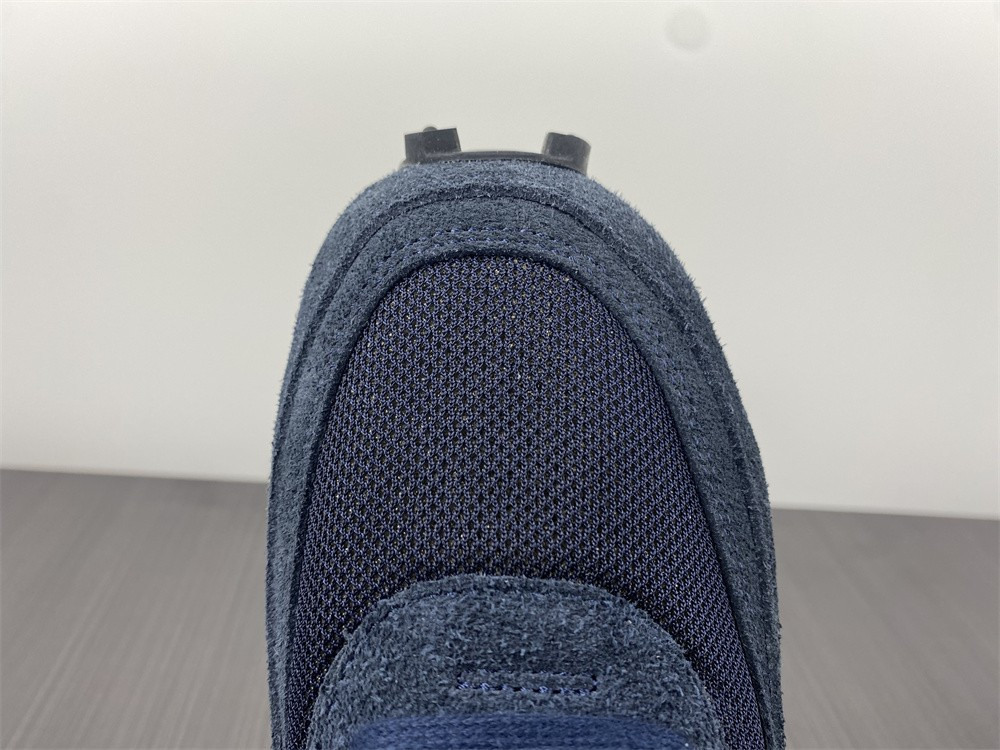 FRAGMENT X SACAI X NIKE LDV WAFFLE 