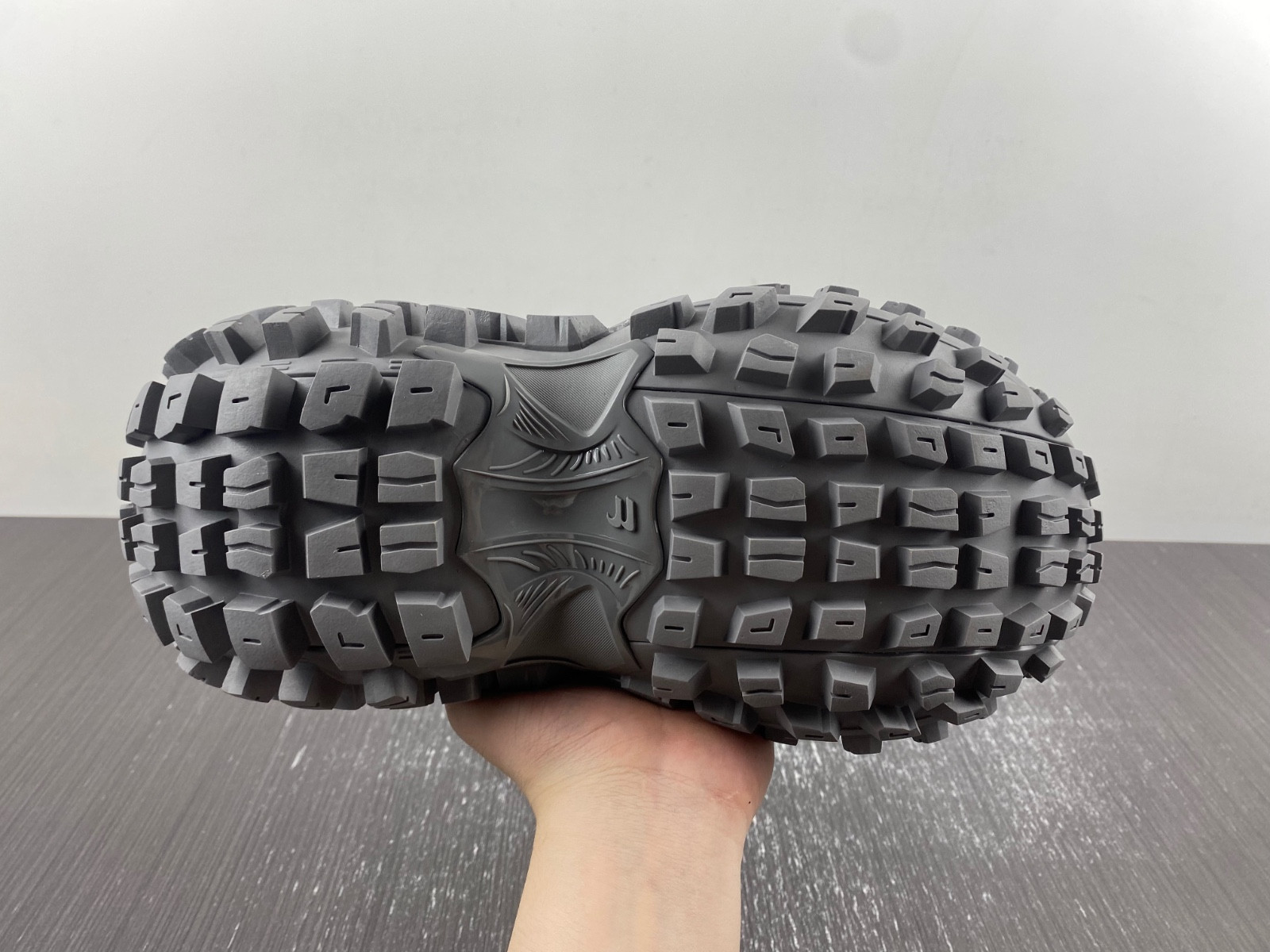 Ba*len*cia*ga bouncer chunky-sole sneakers