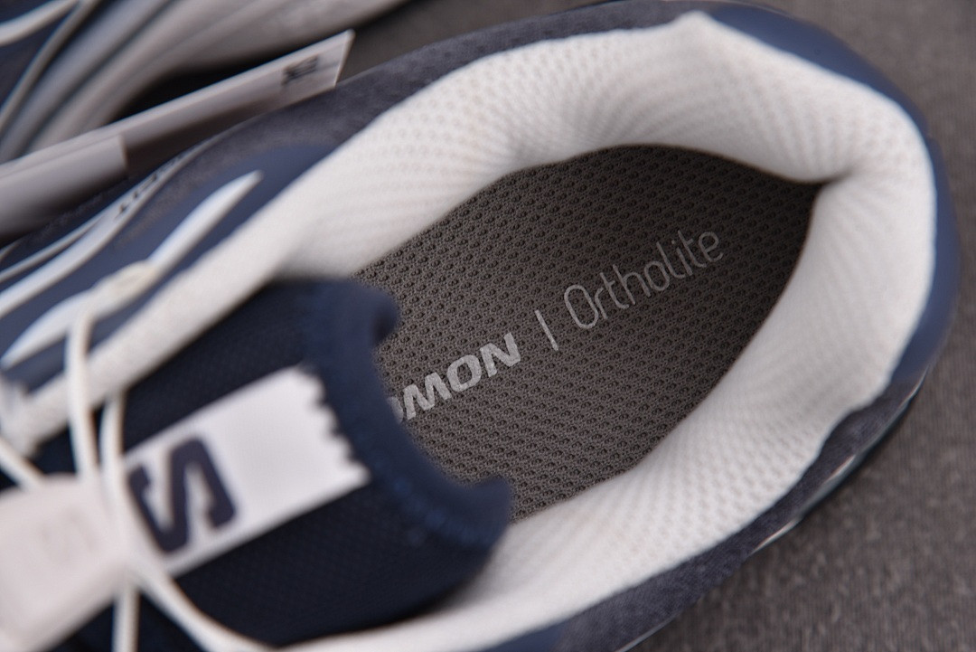 SALOMON XT-6 