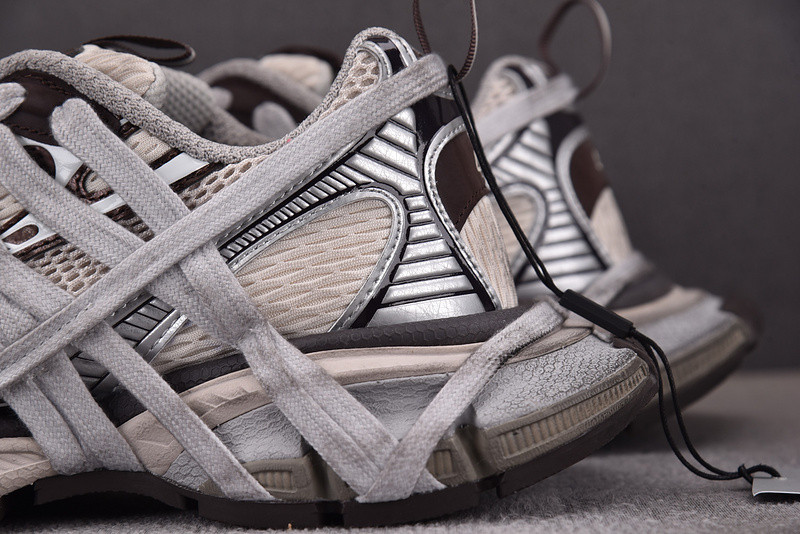 Ba*len*cia*ga 3xl extreme lace brown grey distress