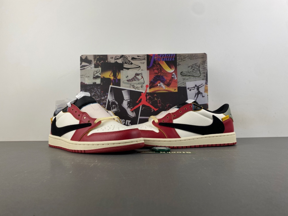 Travis Scott x Air Jordan 1 Low DM7866-600