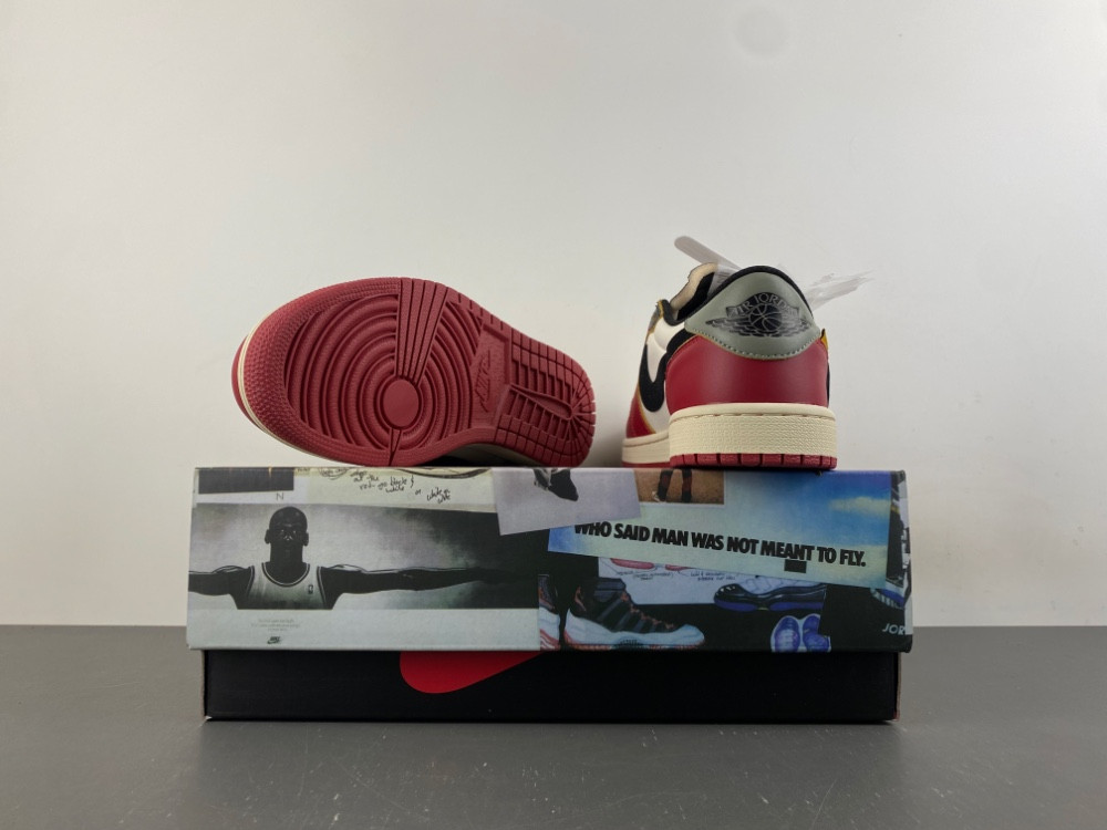 Travis Scott x Air Jordan 1 Low DM7866-600