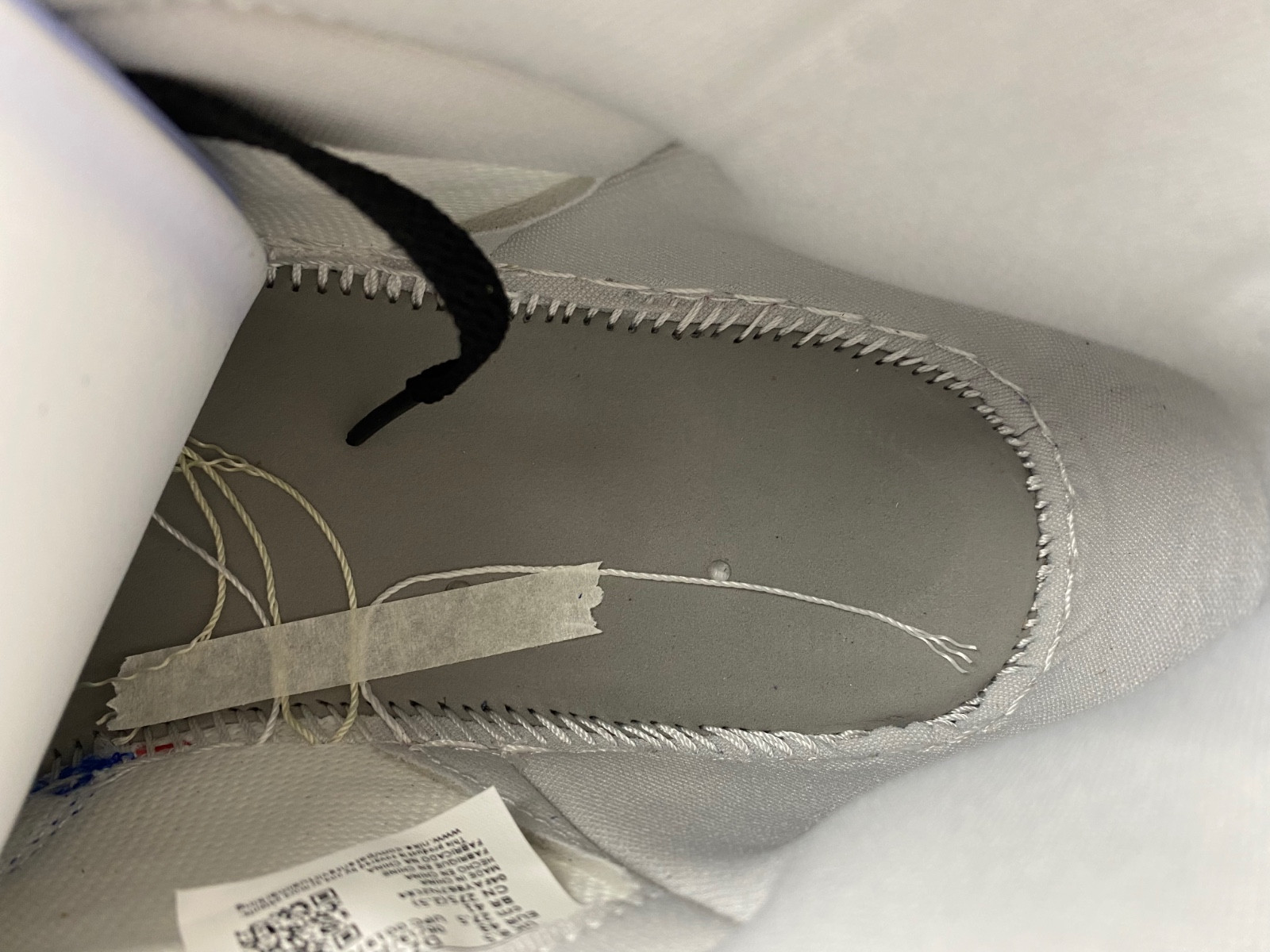 Air Jordan 1 Retro High OG "Deep Royal Blue" DZ5485-100