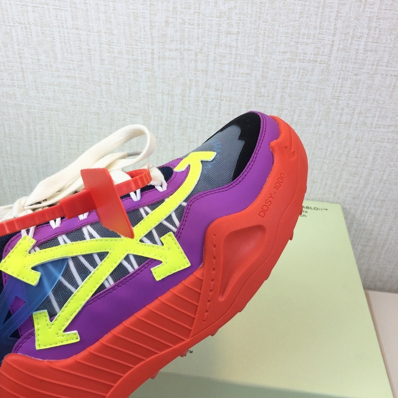 OW C/O ODSY-1000 SPORTS SHOES