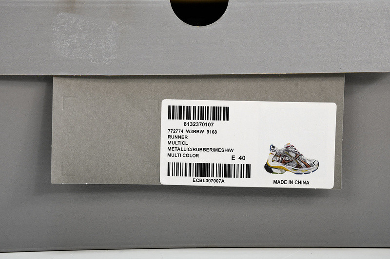 Ba*len*cia*ga runner 772774-w3rbw-9168 (it’s not the same as the previous one!)