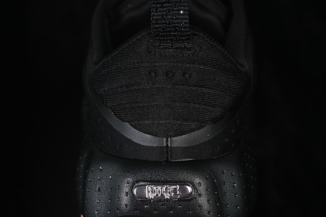Nike Mind 002 Black Hyper Crimson HQ4308-005