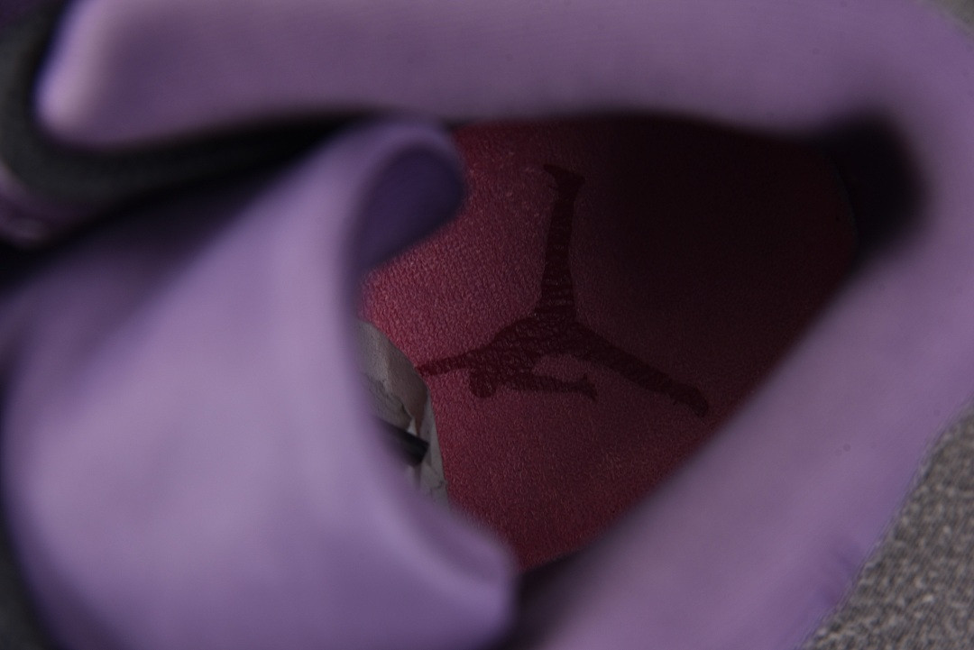 Air Jordan 11 "Canyon Purple" IO8961-553