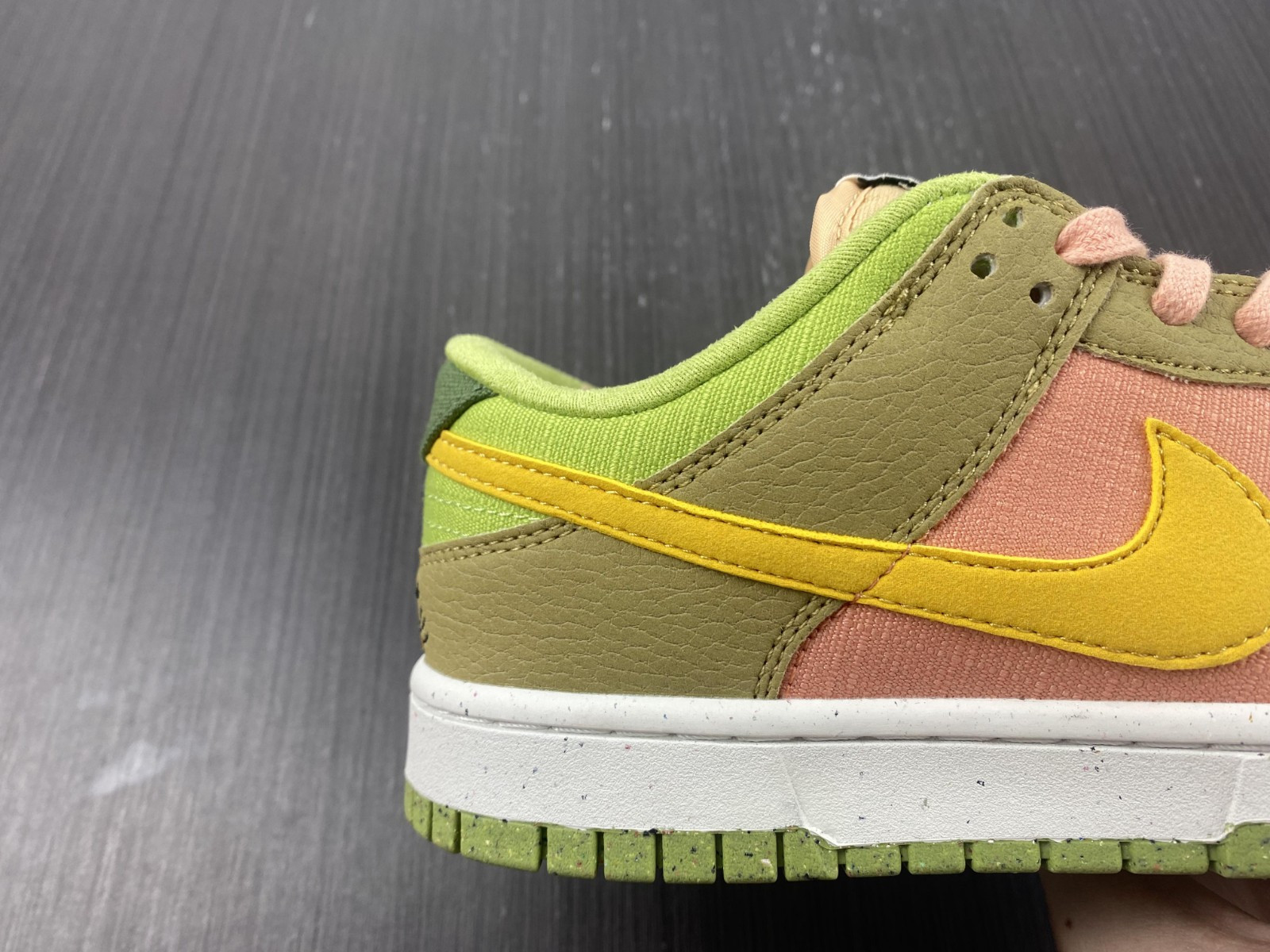 Nike Dunk Low Sun Club DM0583-800