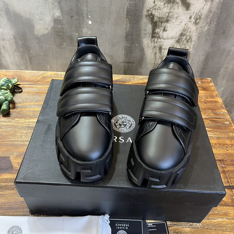 VERSACE SNEAKER