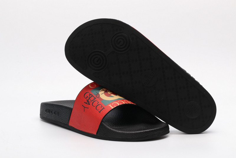 GUC LEATHER SLIDE