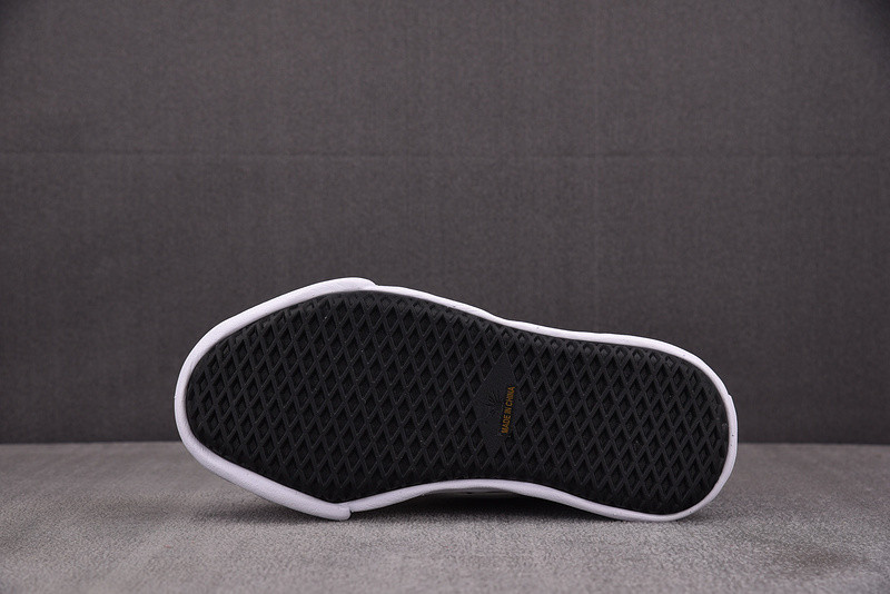 A*iri x MMY Sneakers