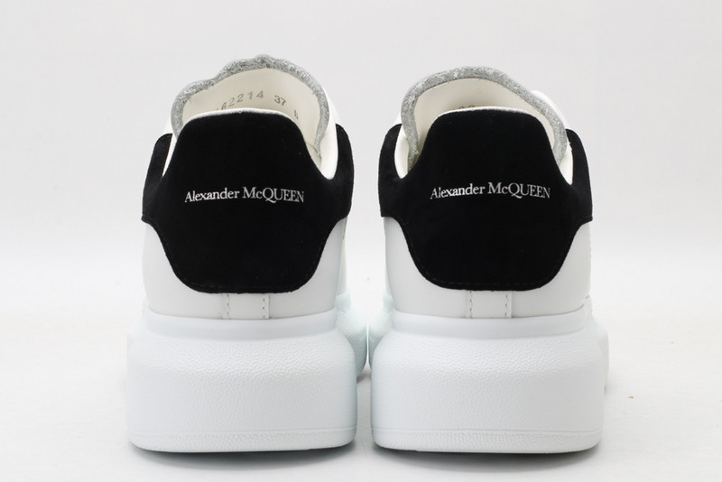 a1exa*der Mcqv*en sneaker