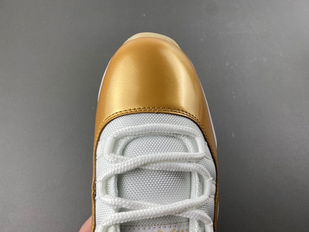 Air Jordan 11 Retro Low "Mother