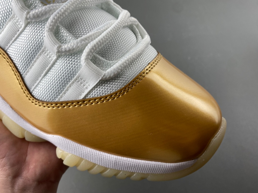 Air Jordan 11 Retro Low "Mother