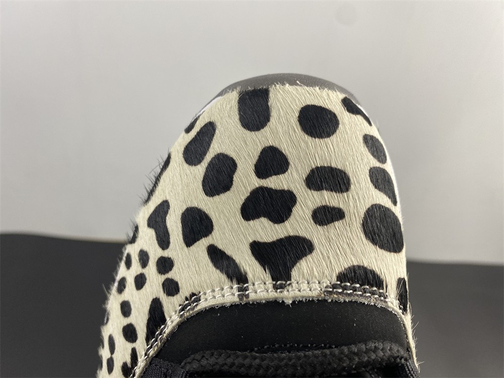 AIR JORDAN 11 “ANIMAL INSTINCT” AR0715-010