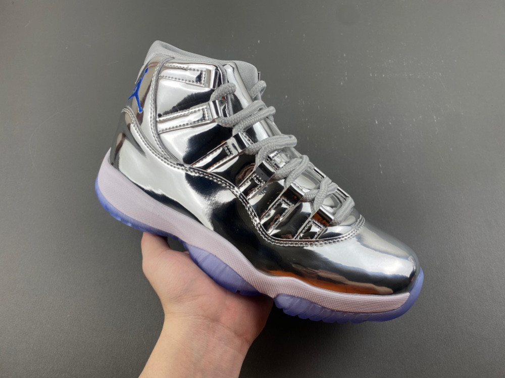 Air Jordan 11“Chrome” PE