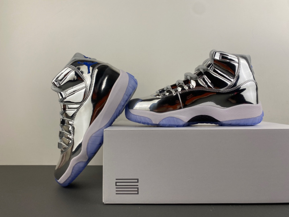 Air Jordan 11“Chrome” PE