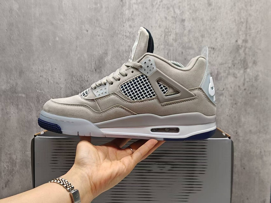 Air Jordan 4