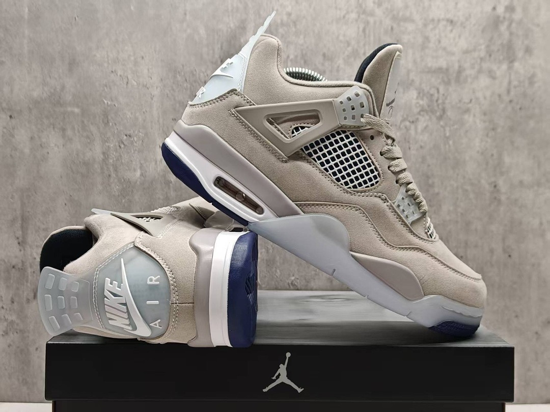 Air Jordan 4