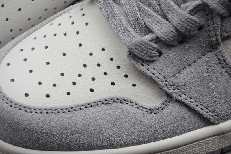 AIR JORDAN 1 RETRO HIGH PALE IVORY (W) AH7389-101