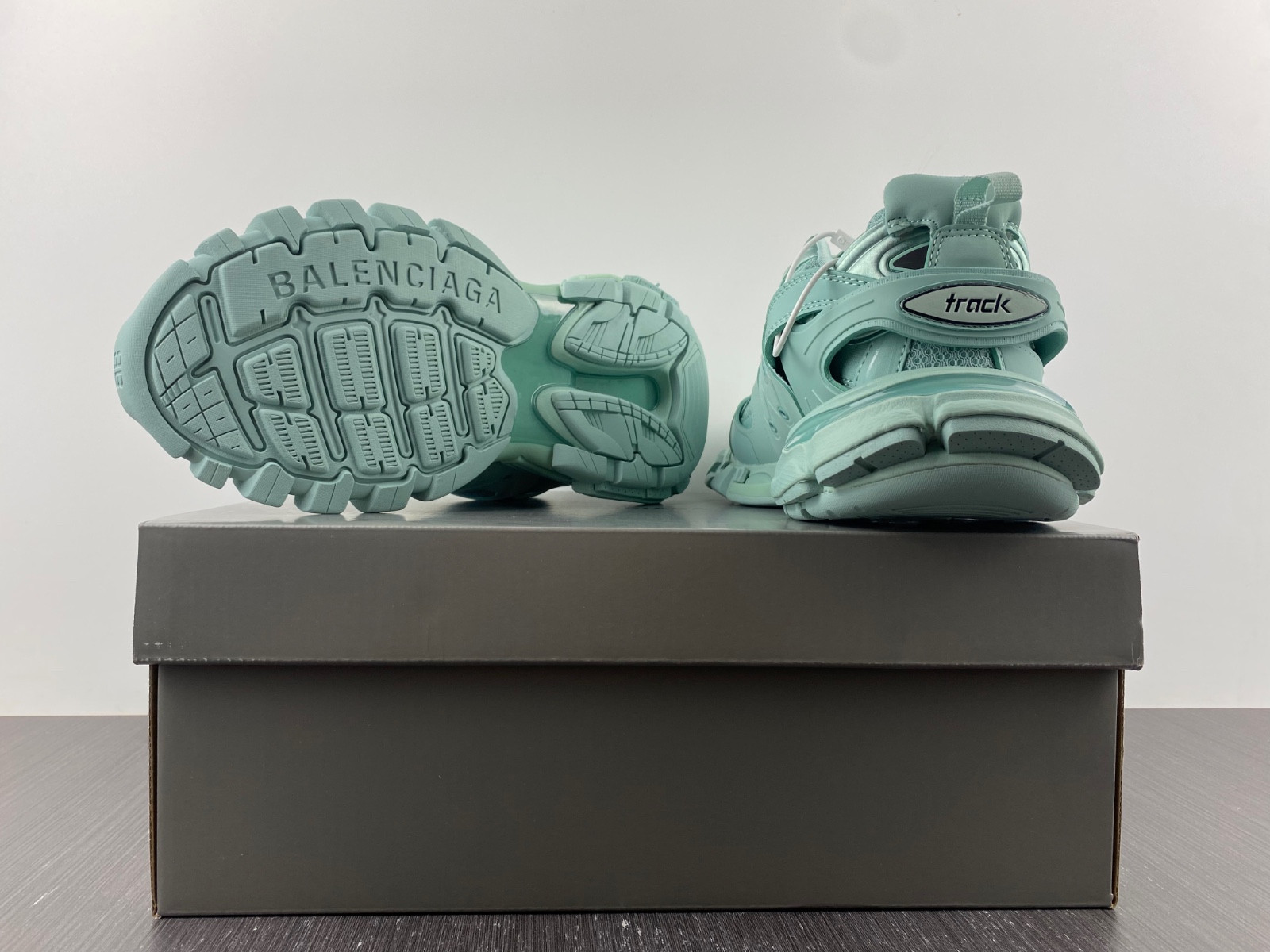 Ba*len*cia*ga track trainer 542023-w2la2-4010