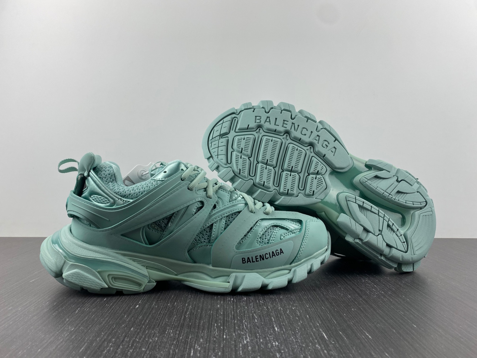 Ba*len*cia*ga track trainer 542023-w2la2-4010