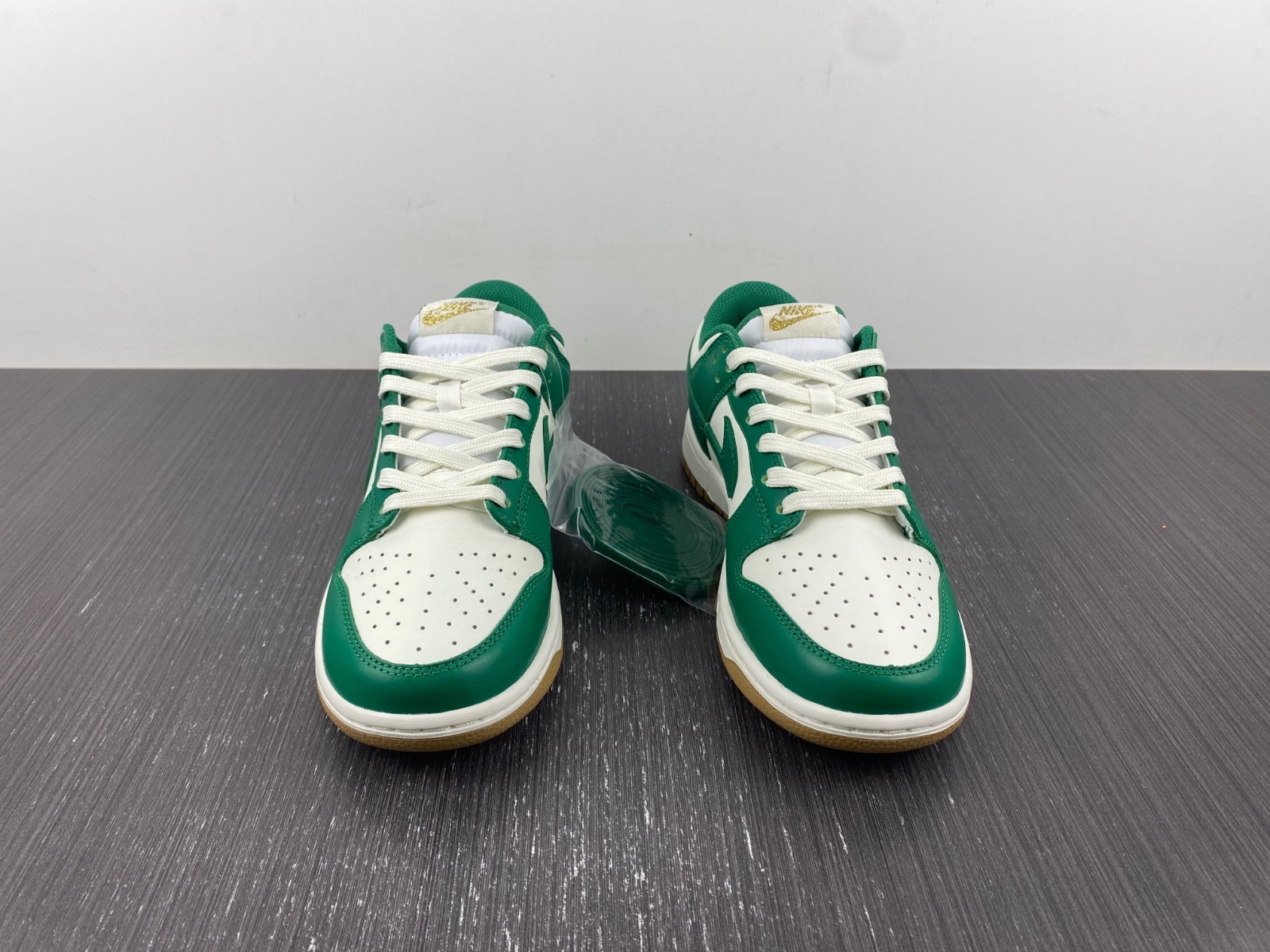 Nike Dunk Low Green White Metallic Gold FB7173-131