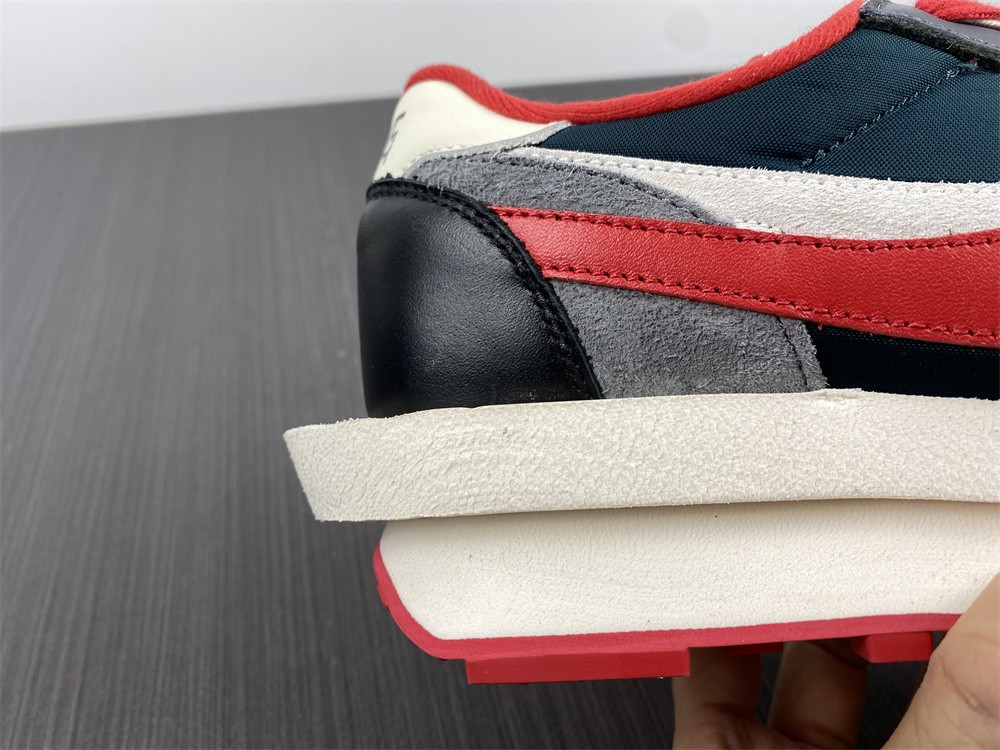 Nike LD Waffle sacai Undercover Maroon DJ4877-300