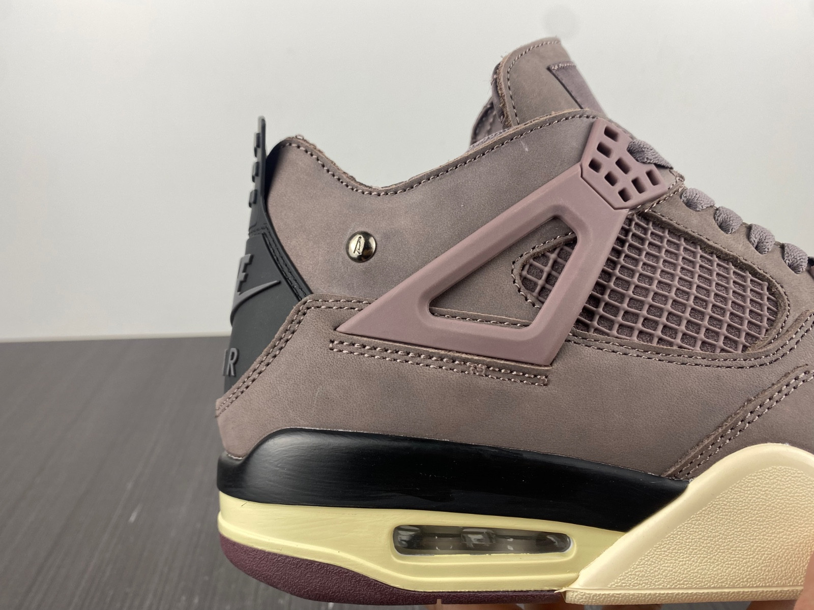 Jordan 4 Retro A Ma Maniére Violet Ore DV6773-220