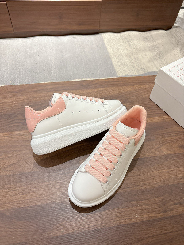 a1exa*der Mcqv*en sneaker