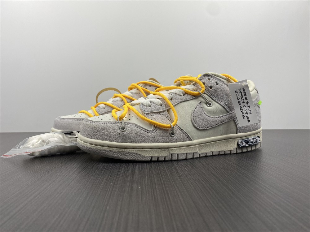 NIKE DUNK LOW OW LOT 39 OF 50 DJ0950-109