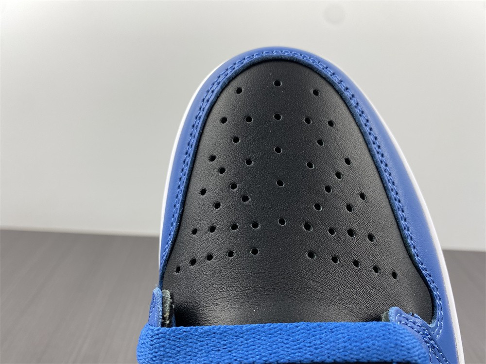 Air Jordan 1 Retro High OG “Dark Marina Blue” 555088-404