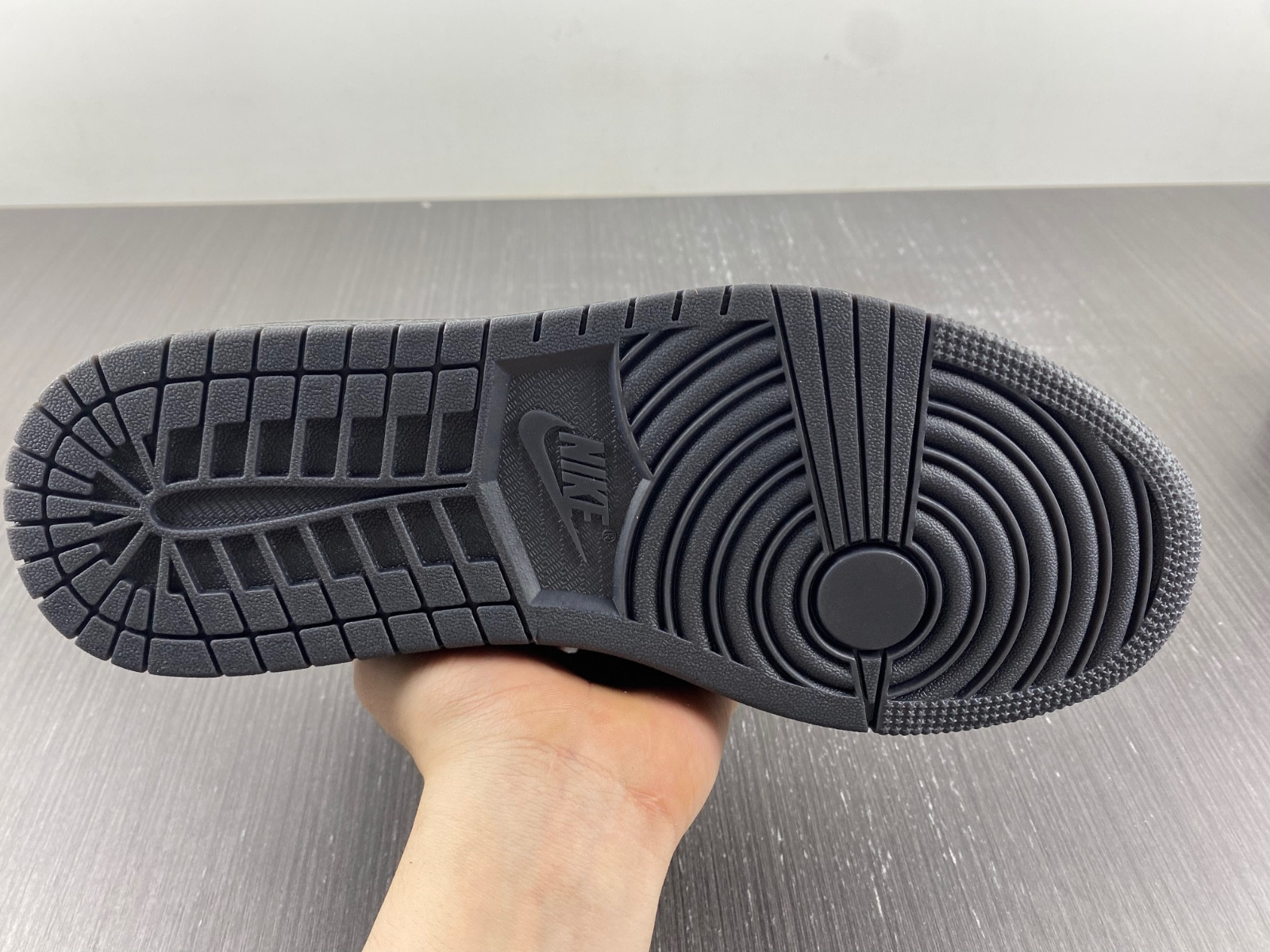 Jordan 1 Retro High OG SP Travis Scott Black Phantom DM7866-001