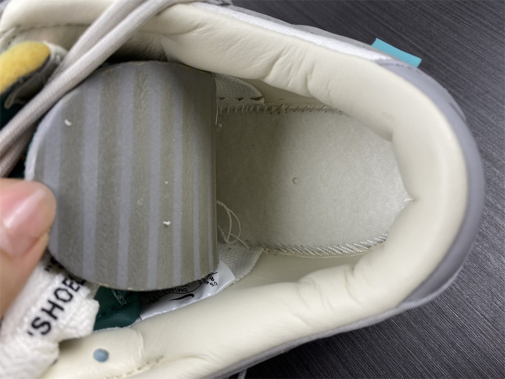 NIKE DUNK LOW OW LOT 42 OF 50 DM1602-117