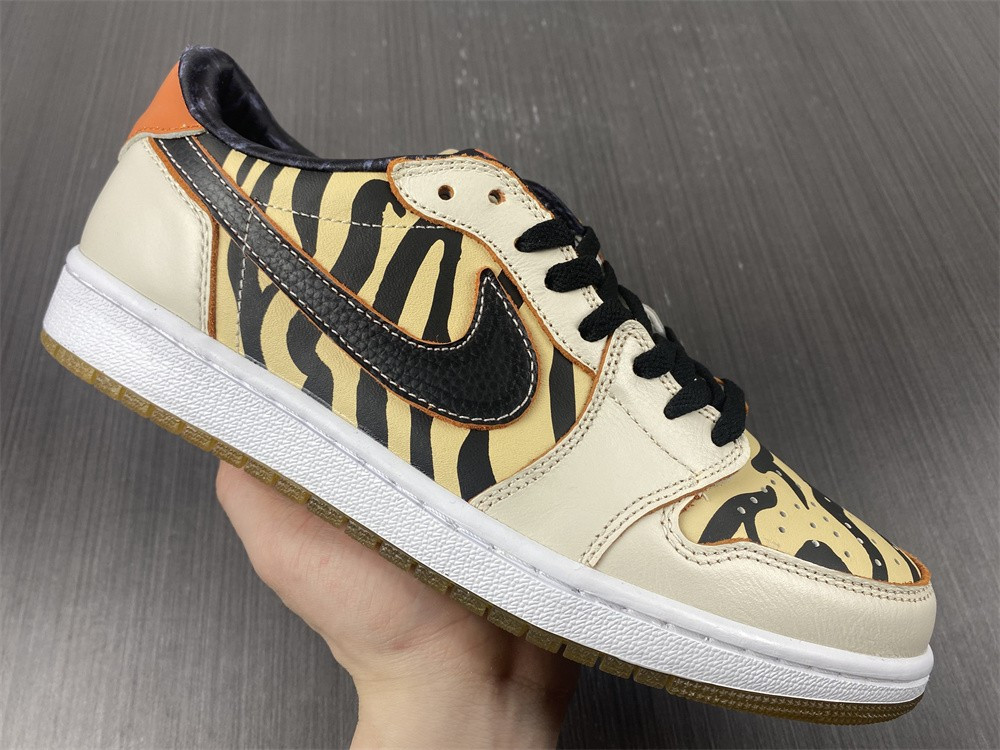 JORDAN 1 LOW OG YEAR OF THE TIGER DH6932-100