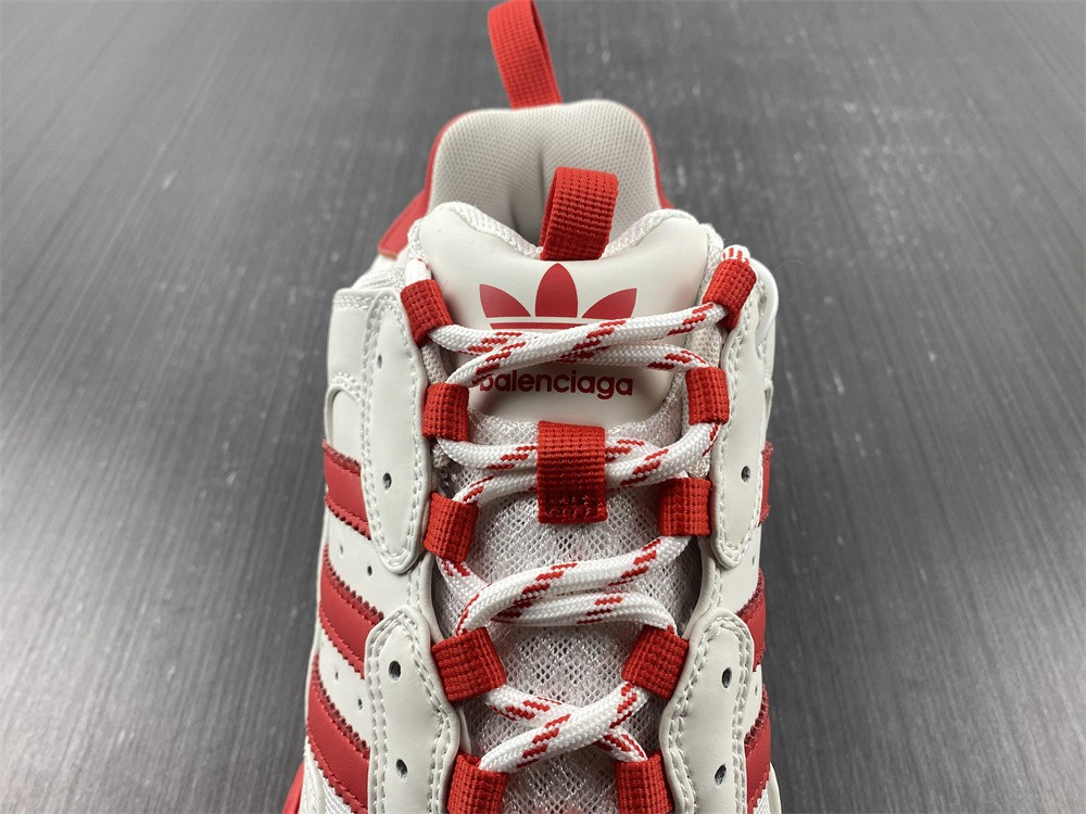 Ba*len*cia*ga triple s 71021 w5rh1 0677