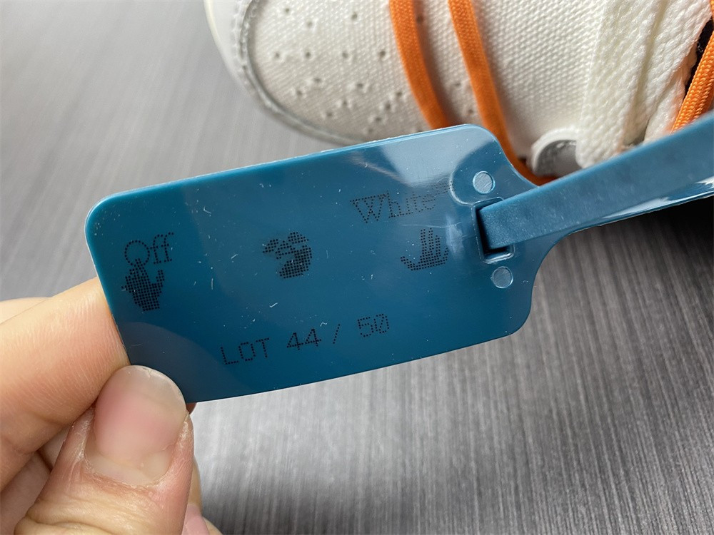 NIKE DUNK LOW OW LOT 44 OF 50 DM1602-104