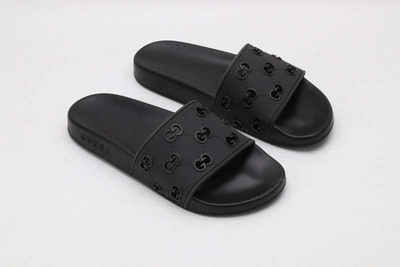 GUC LEATHER SLIDE