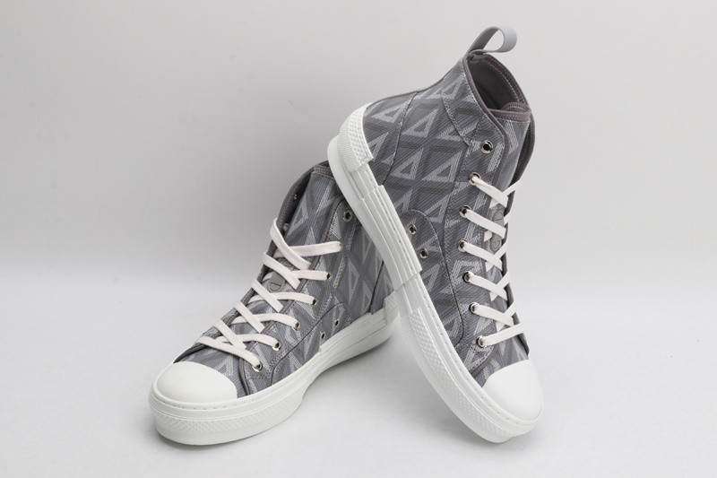 D B23 HIGH-TOP SNEAKERS