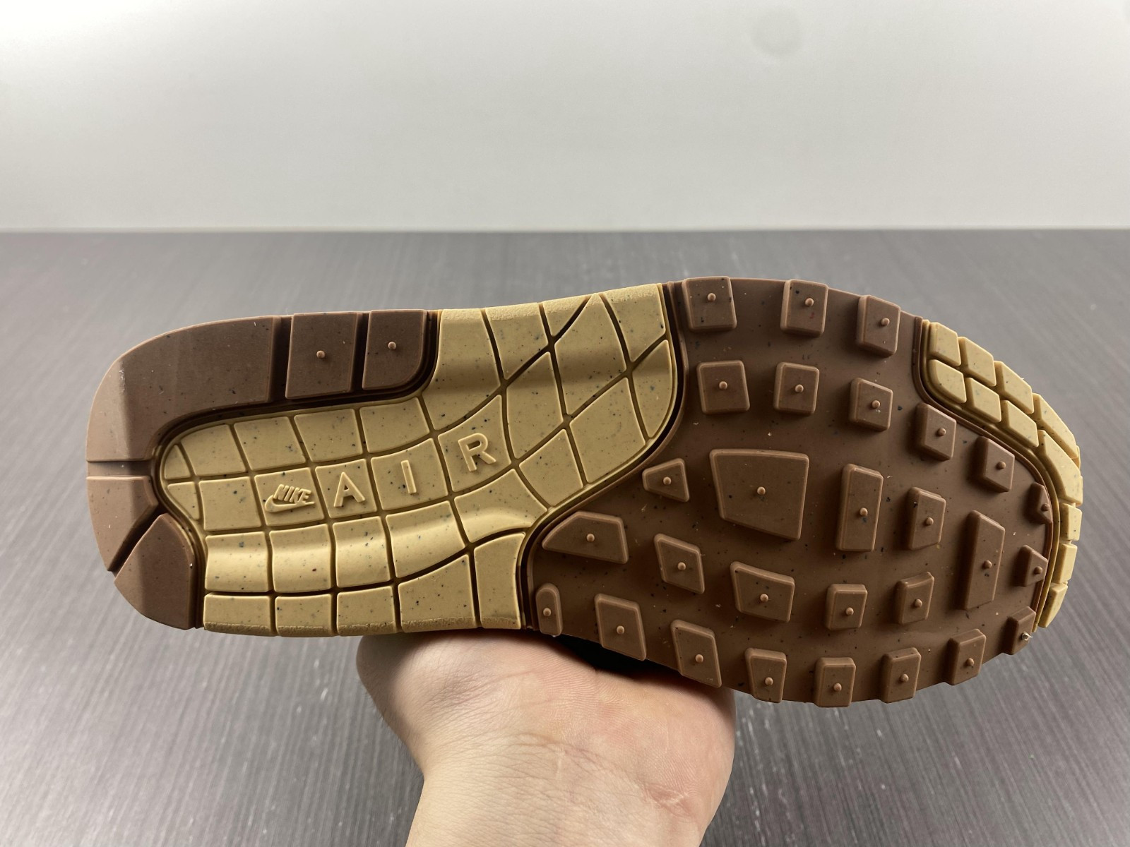 Nike Air Max 1 PRM Woman