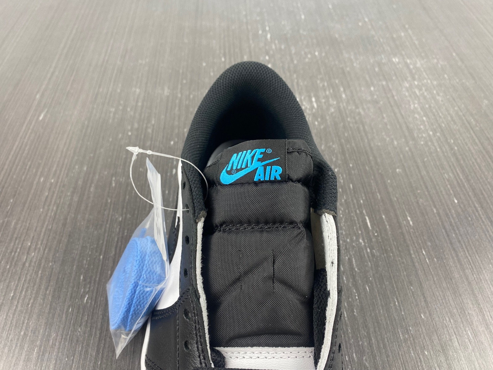 Jordan 1 Retro Low OG UNC CZ0790--104