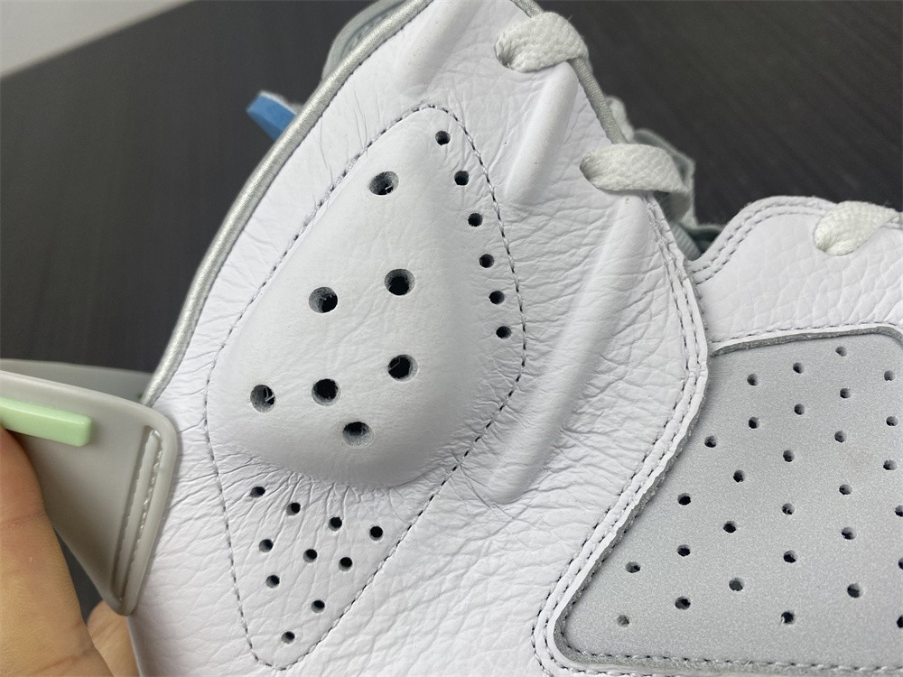 Air Jordan 6 WMNS “Mint Foam” DQ4914-103