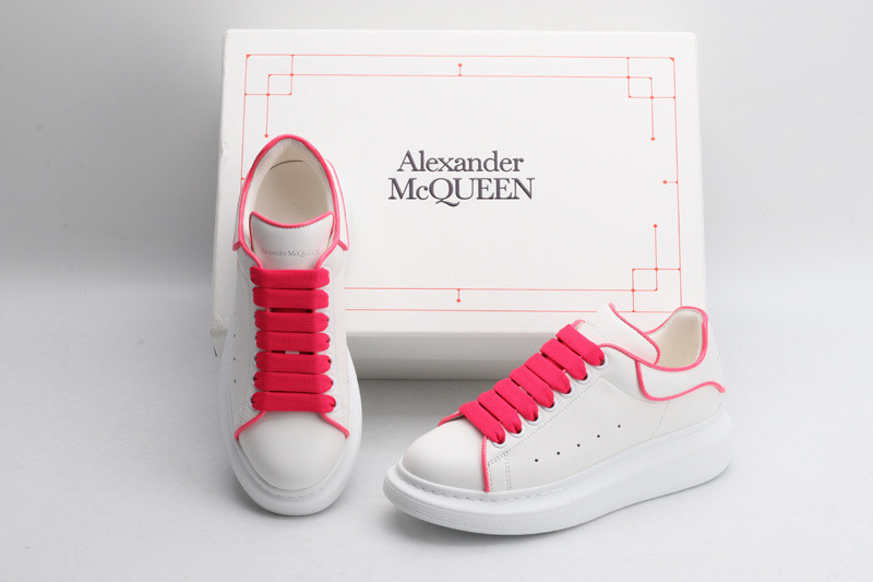 a1exa*der Mcqv*en sneaker