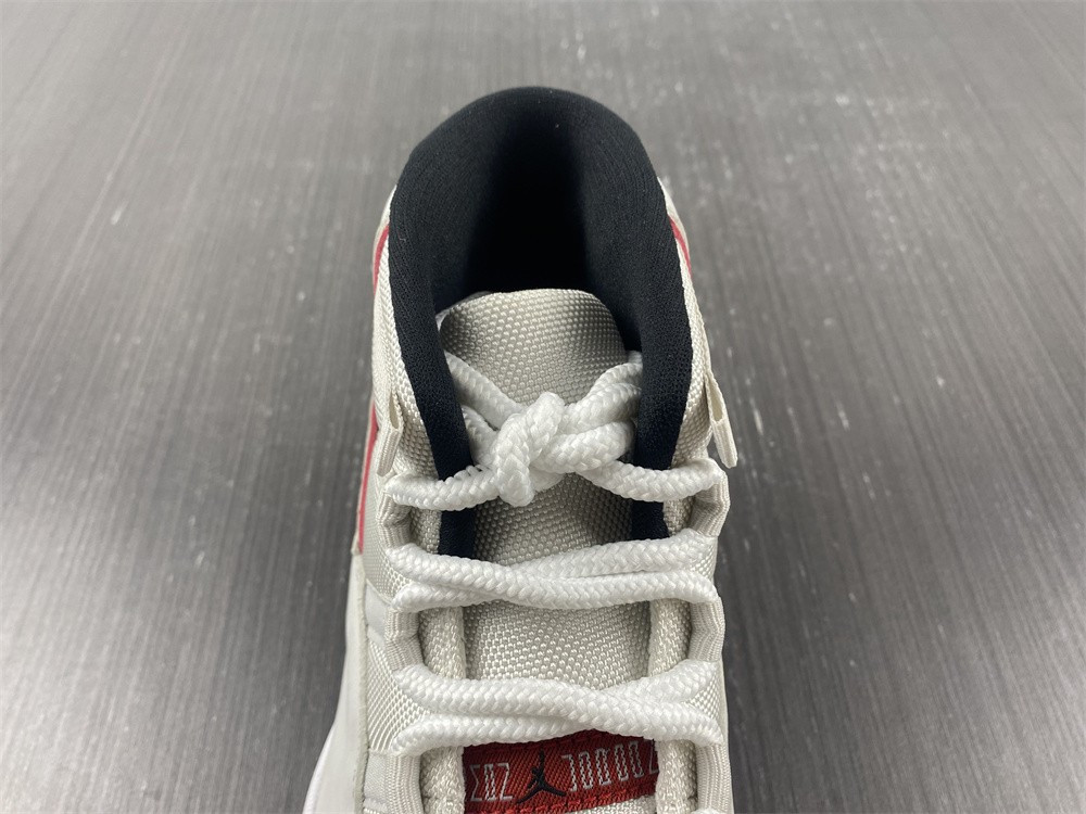 Air Jordan 11 Retro Platinum Tint 378037-016