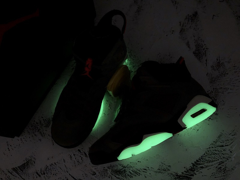 AIR JORDAN 6 TRAVIS SCOTT CN1084-200