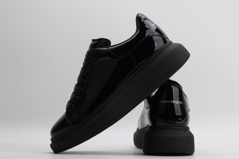 a1exa*der Mcqv*en sneaker