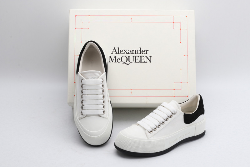 a1exa*der Mcqv*en sneaker