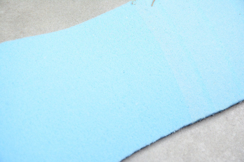 AIR JORDAN 1 WMNS BARELY VOLT AH7389-700