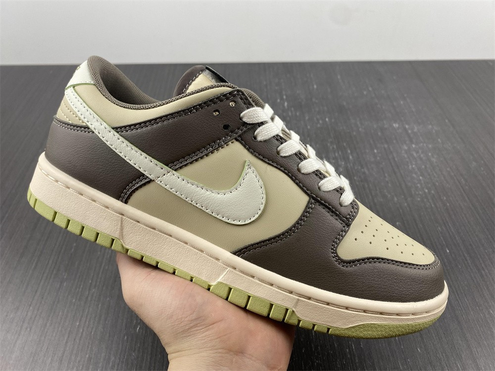 Dunk SB Low "Khaki" FB4960-210