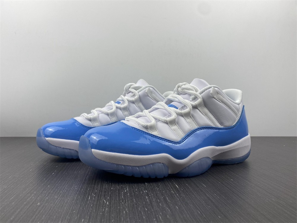 Jordan 11 Retro Low University Blue (2017) 528895-106